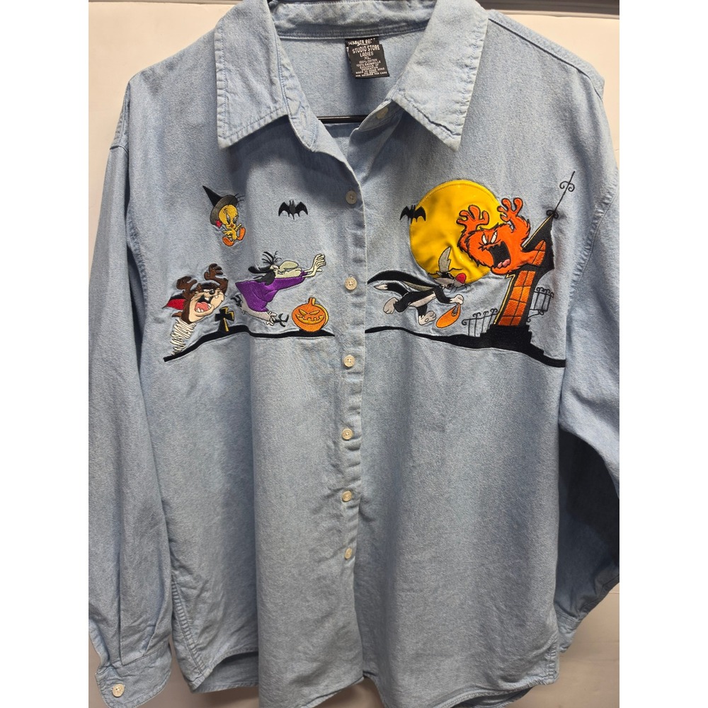 Vintage 1997 Looney Tunes Halloween Embroidered Denim Shirt XL